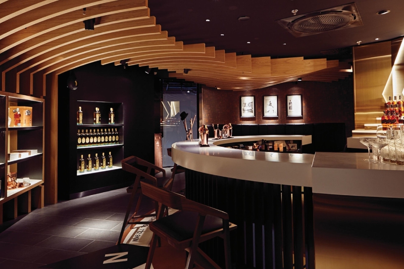 Luxury Scotch Whisky Embassy Lands in Amsterdam