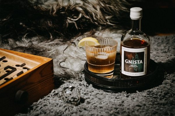 Gnista’s Barrelled Oak: A New, Full-Flavored Non-Alcoholic Spirit
